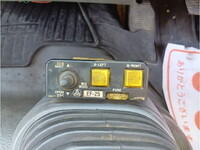 いすゞフォワードダンプ増トン（6t・8t）[写真29]