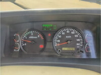 いすゞフォワードダンプ増トン（6t・8t）[写真30]