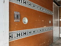 三菱ふそうキャンターアルミバン小型（2t・3t）[写真13]