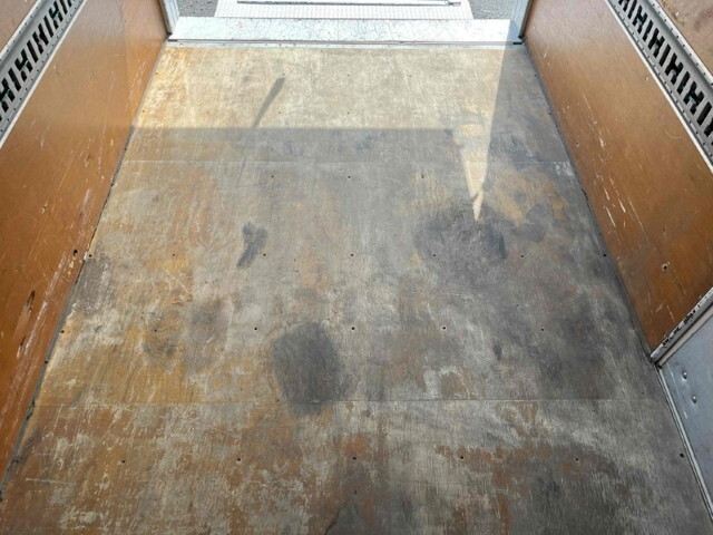 三菱ふそうキャンターアルミバン小型（2t・3t）[写真16]