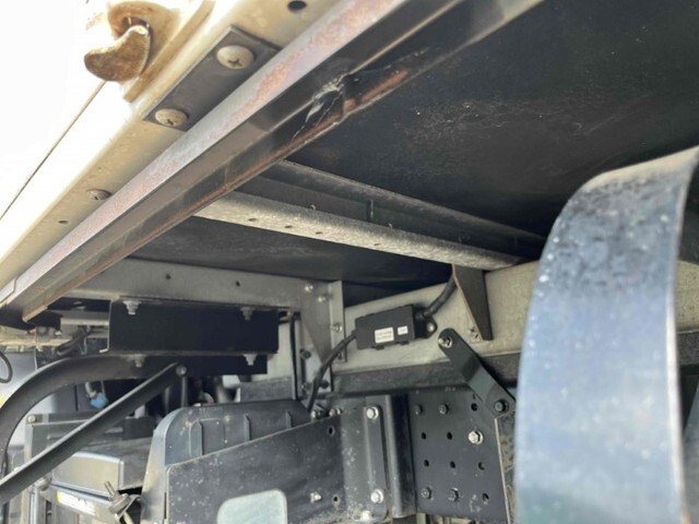 三菱ふそうキャンターアルミバン小型（2t・3t）[写真17]