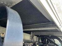 三菱ふそうキャンターアルミバン小型（2t・3t）[写真19]