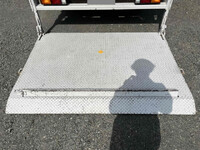 三菱ふそうキャンターアルミバン小型（2t・3t）[写真20]