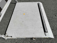 三菱ふそうキャンターアルミバン小型（2t・3t）[写真22]