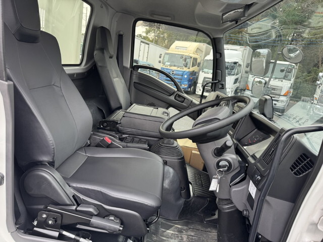 いすゞフォワードダンプ中型（4t）[写真14]