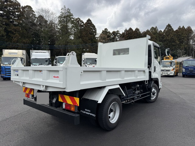 いすゞフォワードダンプ中型（4t）[写真02]