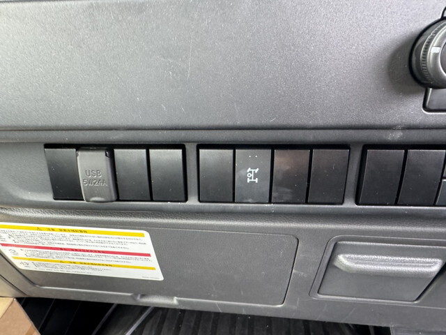 いすゞフォワードダンプ中型（4t）[写真22]