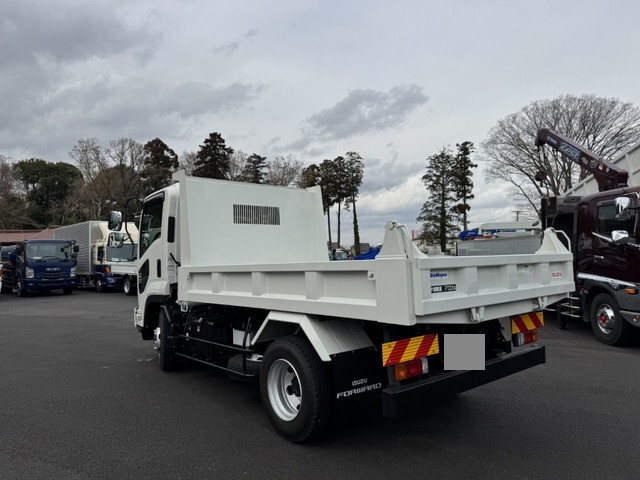 いすゞフォワードダンプ中型（4t）[写真04]