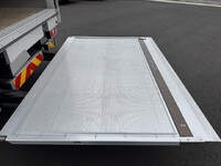 いすゞフォワードアルミウイング中型（4t）[写真15]