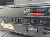 いすゞフォワードアルミウイング中型（4t）[写真22]