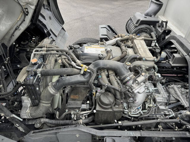 いすゞフォワードアルミウイング中型（4t）[写真29]