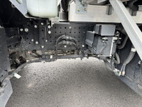 いすゞフォワードアルミウイング中型（4t）[写真32]