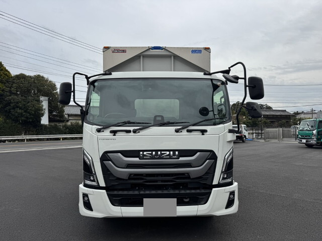 いすゞフォワードアルミウイング中型（4t）[写真05]