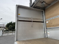 いすゞフォワードアルミウイング中型（4t）[写真09]