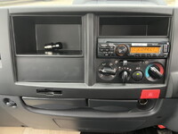 いすゞエルフダンプ小型（2t・3t）[写真11]