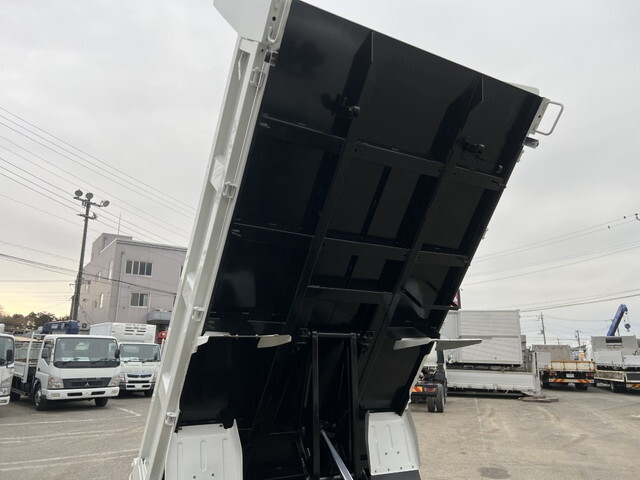 いすゞエルフダンプ小型（2t・3t）[写真17]