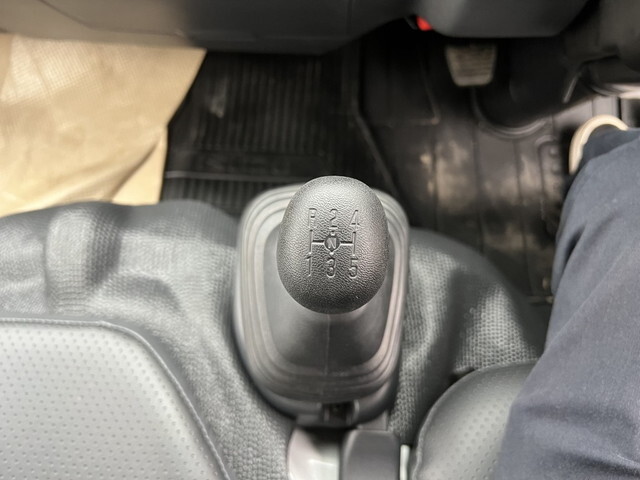 いすゞエルフダンプ小型（2t・3t）[写真09]