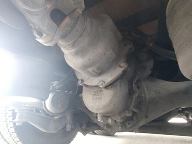 いすゞギガアルミブロック大型（10t）[写真12]