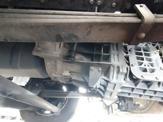 いすゞギガアルミブロック大型（10t）[写真14]