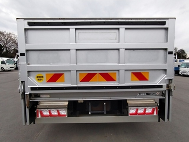 いすゞギガアルミブロック大型（10t）[写真05]