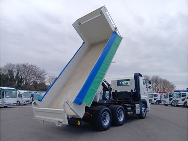 日野プロフィアダンプ大型（10t）[写真02]