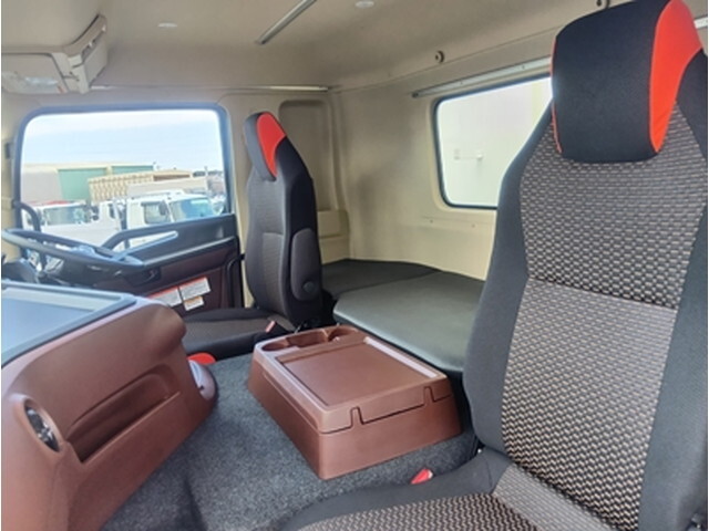 日野プロフィアダンプ大型（10t）[写真23]