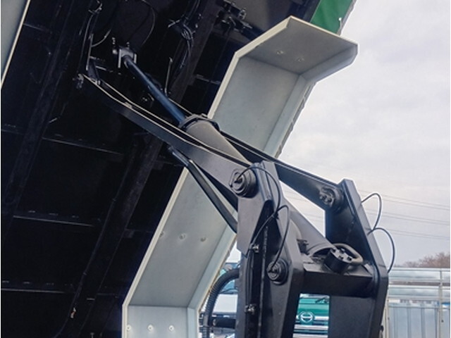 日野プロフィアダンプ大型（10t）[写真07]