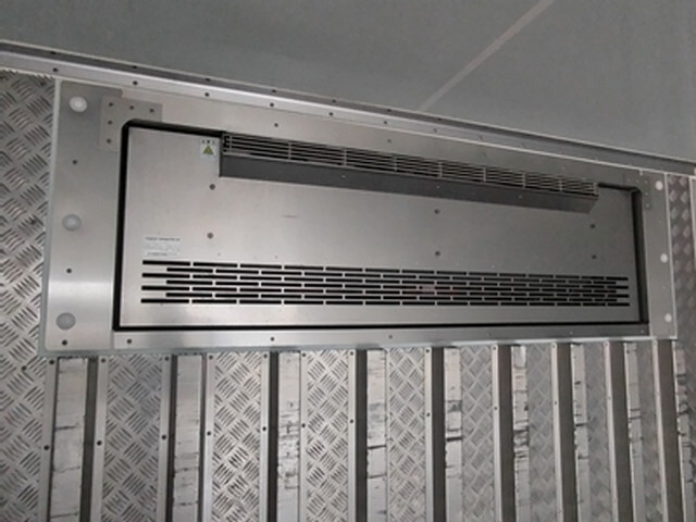 日野レンジャー冷凍車（冷蔵車）中型（4t）[写真10]