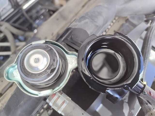 日野レンジャー冷凍車（冷蔵車）中型（4t）[写真23]