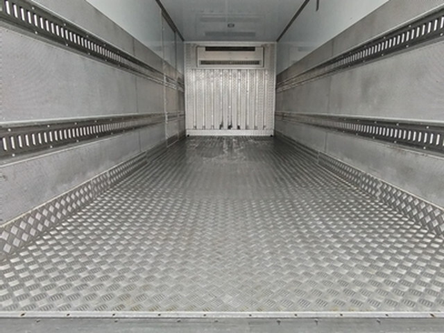 日野レンジャー冷凍車（冷蔵車）中型（4t）[写真08]