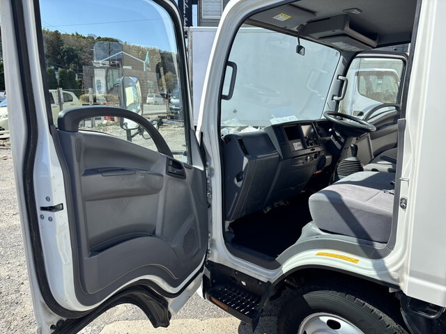 マツダタイタン平ボディ小型（2t・3t）[写真38]