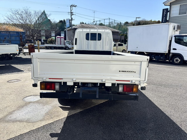 マツダタイタン平ボディ小型（2t・3t）[写真05]