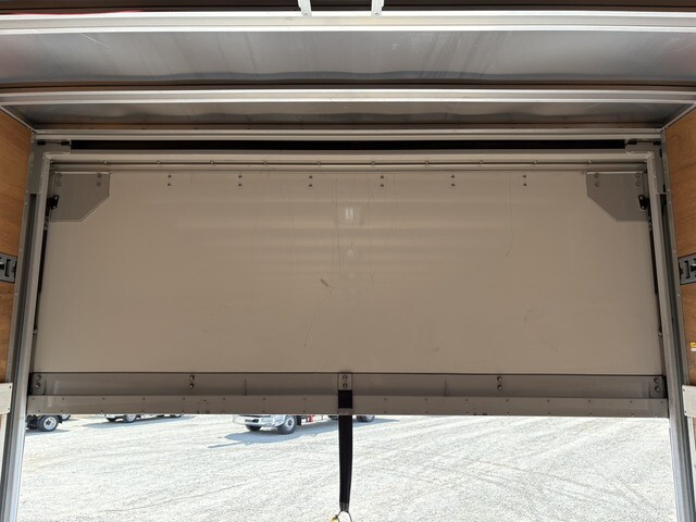 日野レンジャーアルミバン中型（4t）[写真16]