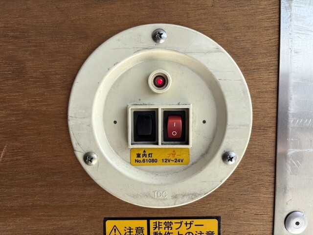 日野レンジャーアルミバン中型（4t）[写真18]