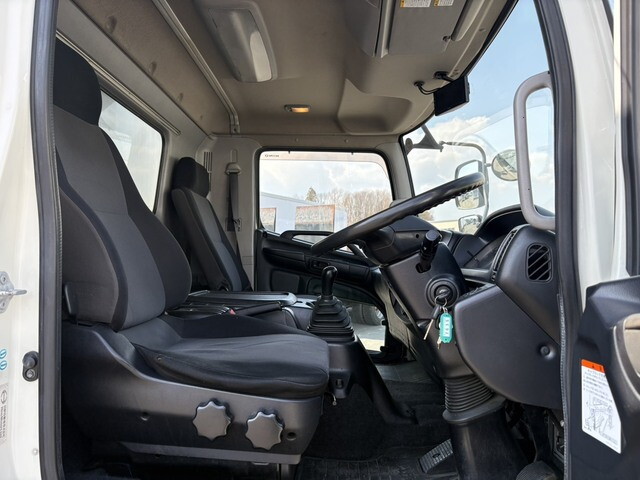 日野レンジャーアルミバン中型（4t）[写真30]