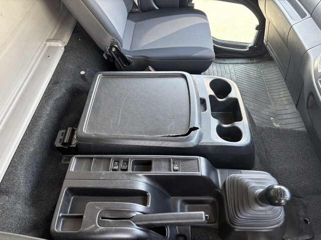 日野レンジャーアルミバン中型（4t）[写真33]