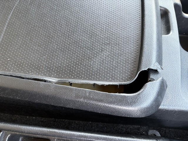 日野レンジャーアルミバン中型（4t）[写真40]