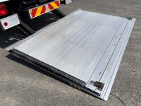 日野レンジャーアルミバン中型（4t）[写真10]