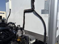 いすゞフォワード保冷バン中型（4t）[写真12]