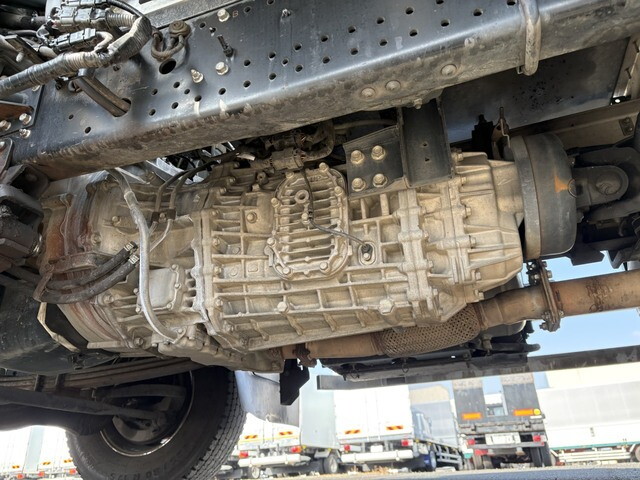 いすゞフォワード保冷バン中型（4t）[写真23]