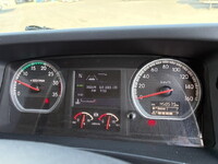 いすゞフォワード保冷バン中型（4t）[写真38]