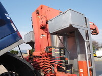 三菱ふそうファイタークレーン4段増トン（6t・8t）[写真30]