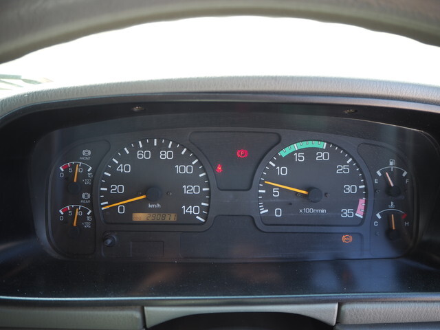 三菱ふそうファイタークレーン4段増トン（6t・8t）[写真40]