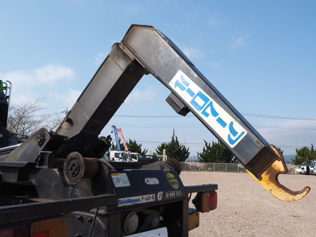 日野レンジャーコンテナ専用車増トン（6t・8t）[写真11]