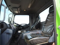 日野レンジャーコンテナ専用車増トン（6t・8t）[写真32]