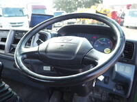 日野レンジャーコンテナ専用車増トン（6t・8t）[写真35]