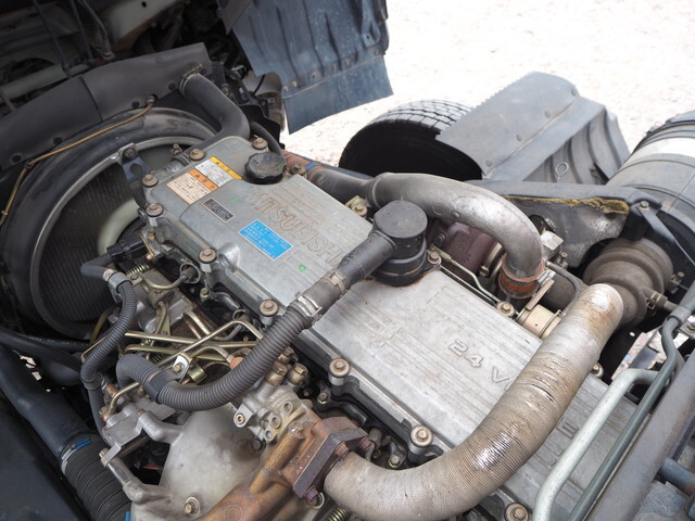 三菱ふそうファイタークレーン6段中型（4t）[写真30]