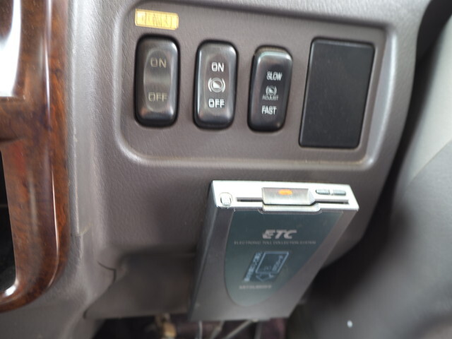 三菱ふそうファイタークレーン6段中型（4t）[写真38]