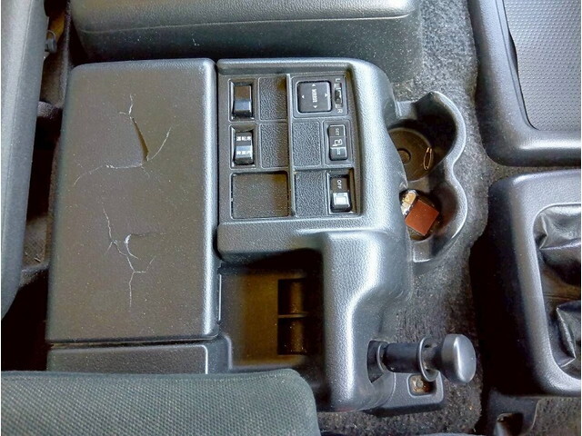 日野プロフィアアルミウイング大型（10t）[写真22]