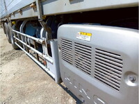 日野プロフィアアルミウイング大型（10t）[写真33]